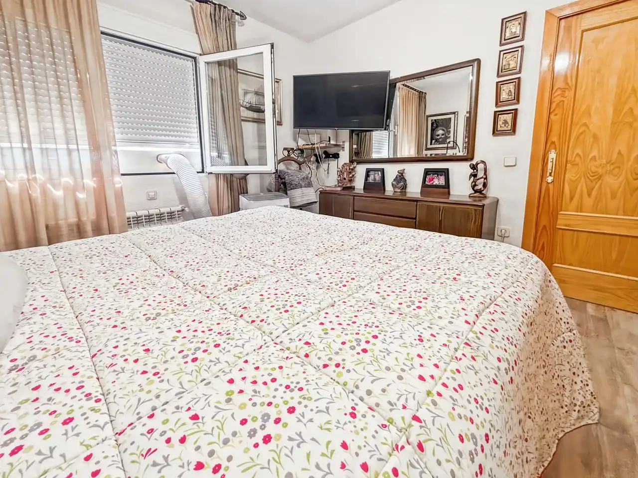 Dormitori de Casa adosada en venda en Moralzarzal amb Aire condicionat, Calefacció i Jardí privat