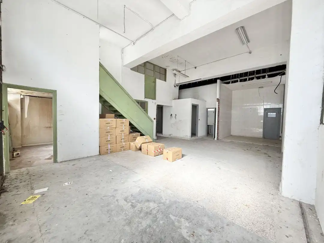 Local comercial en alquiler en Pedro Muguruza Etorbidea, imagen 2