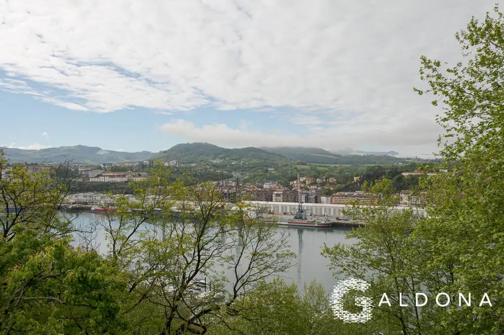 Jardín de Casa o chalet en venta en Pasaia con Calefacción, Jardín privado y Terraza