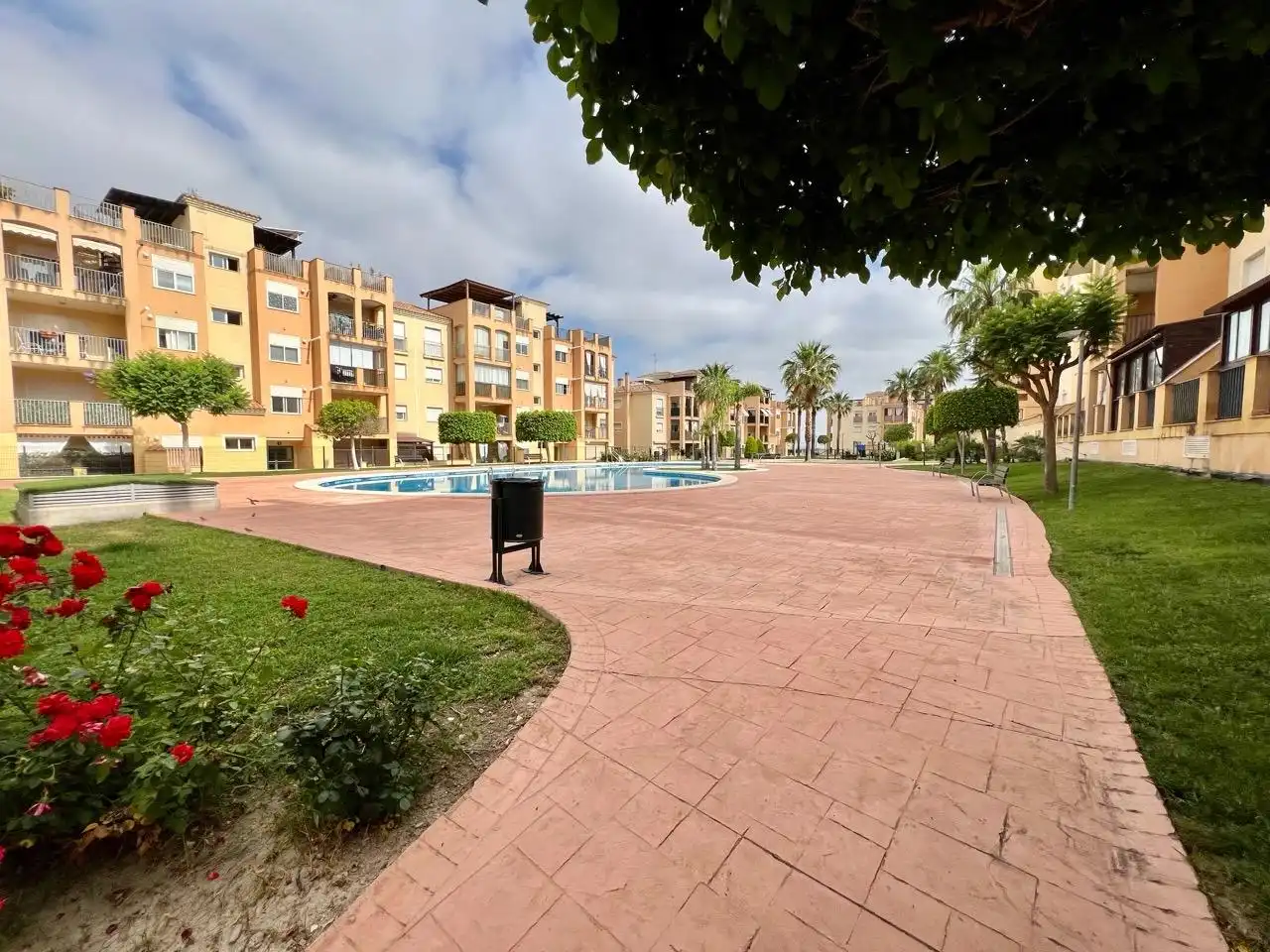 Vista exterior de Piso de alquiler en Molina de Segura con Terraza, Amueblado y Piscina comunitaria