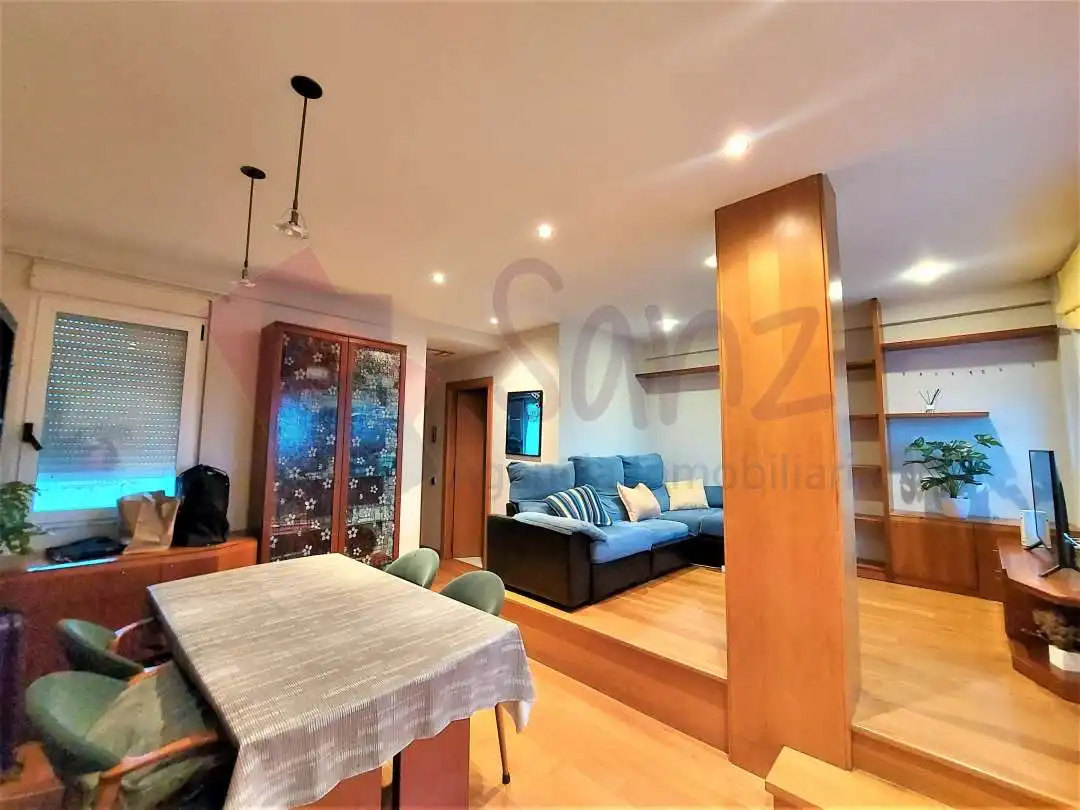 Flat for sale in  Logroño  with Heating