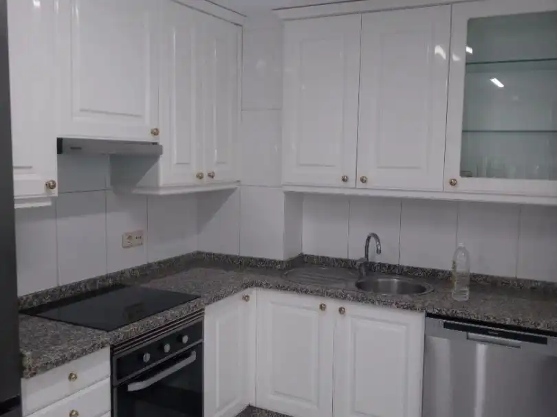 Kitchen of Flat for rent in Vigo   with Heating, Private garden and Parquet flooring