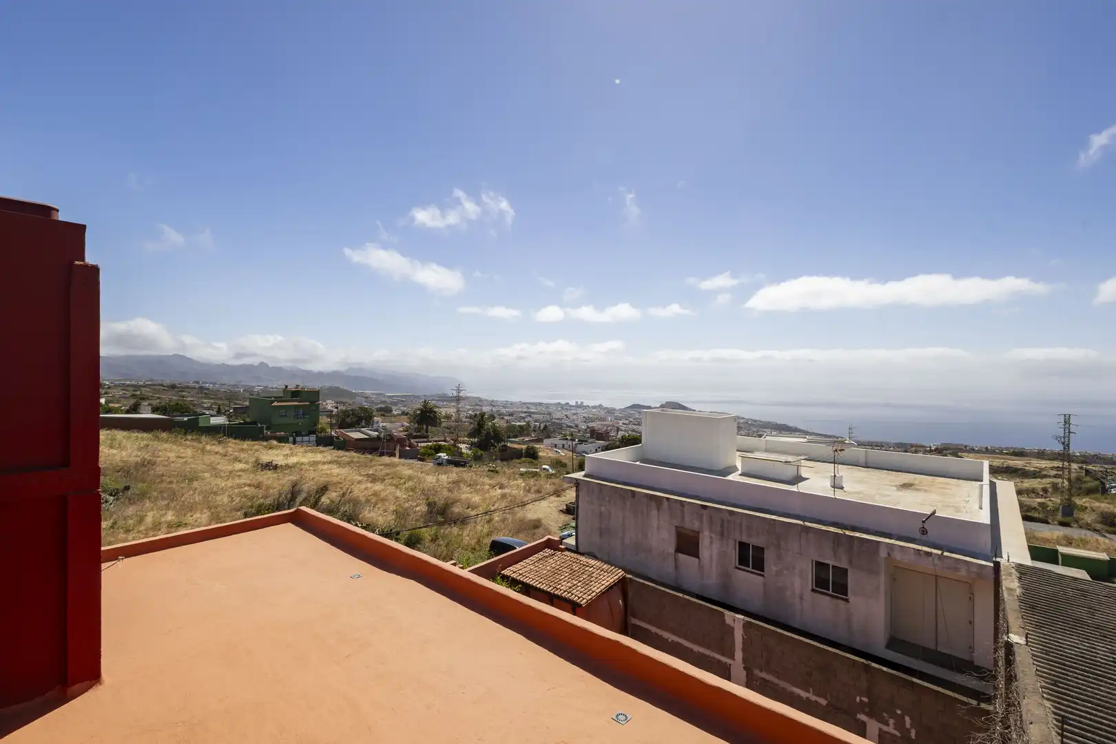Vista exterior de Casa o xalet en venda en Santa Cruz de Tenerife amb Terrassa i Balcó