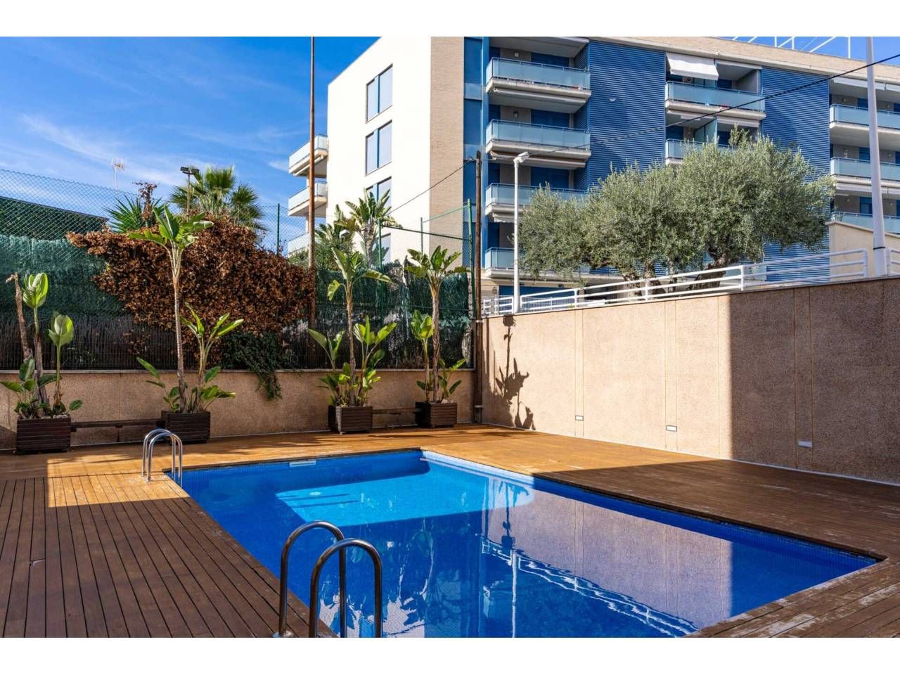 Piscina de Pis en venda en Torredembarra amb Aire condicionat, Calefacció i Parquet