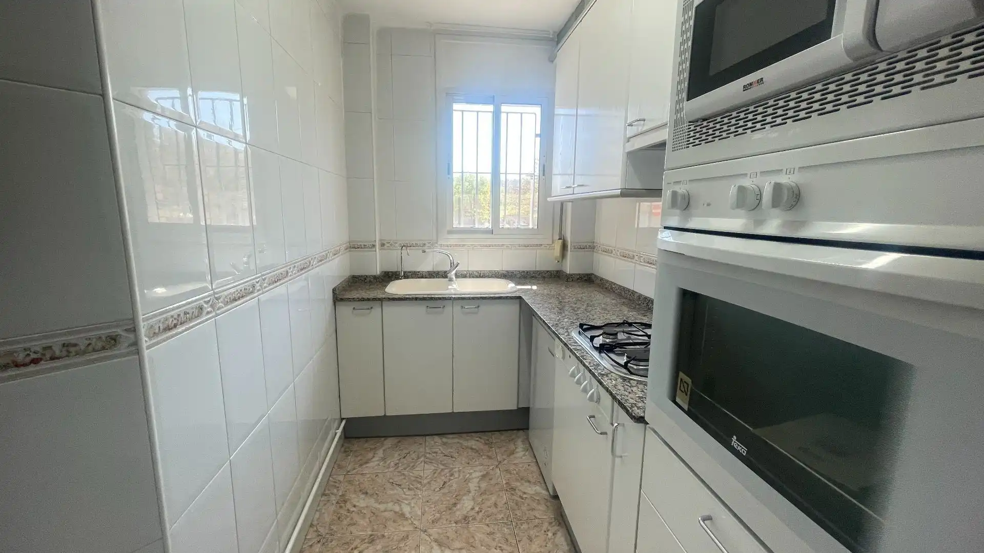 Kitchen of Flat for sale in Terrassa