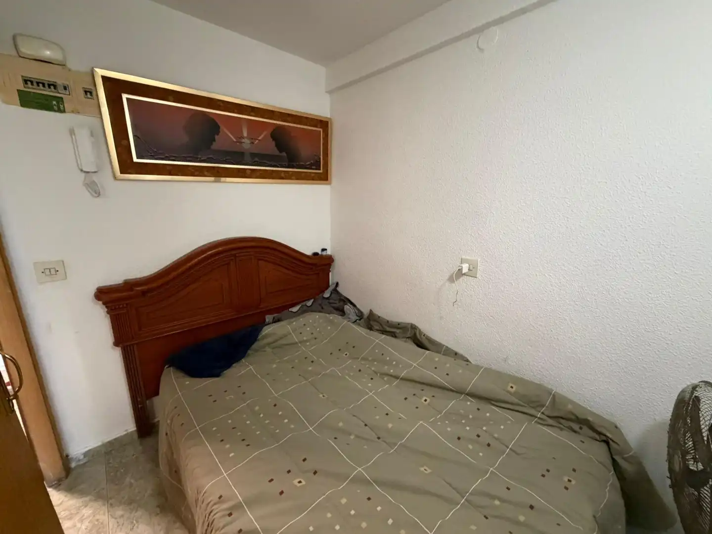 Dormitori de Estudi en venda en Benidorm amb Terrassa i Moblat