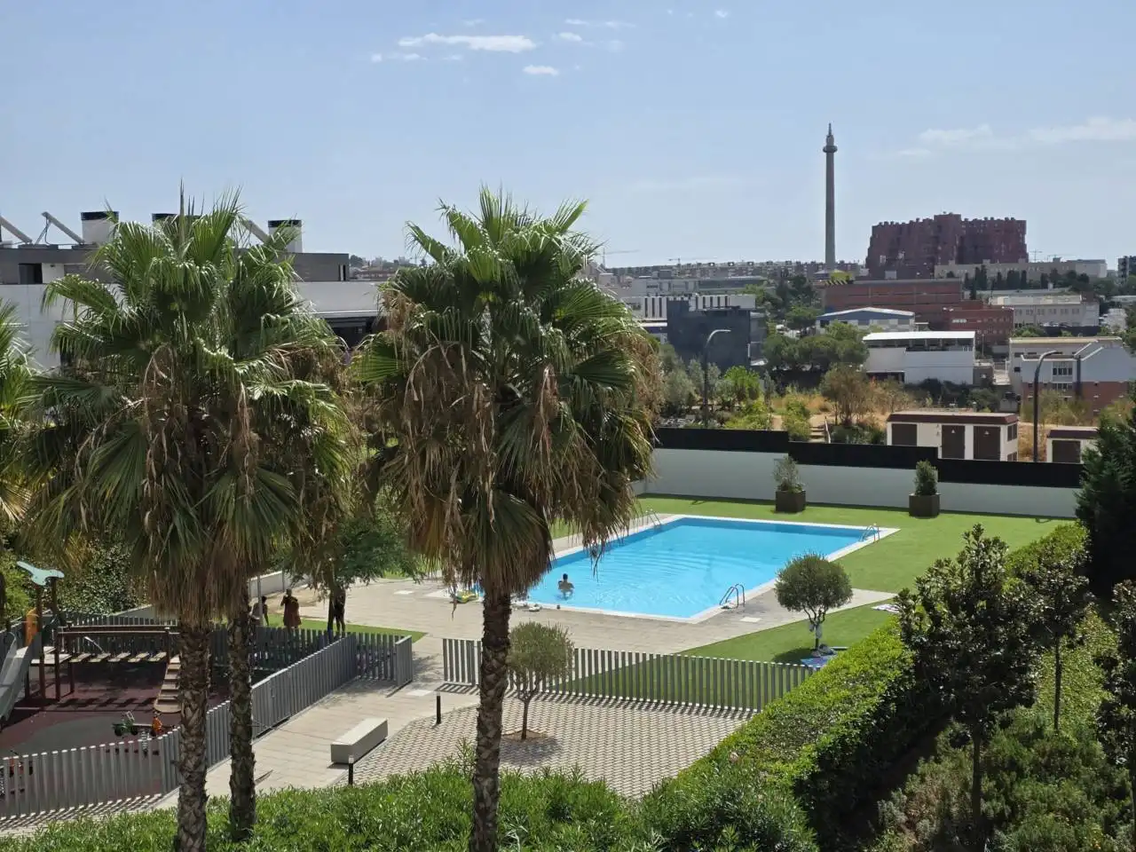 Piscina de Piso en venta en Sant Just Desvern con Aire acondicionado, Calefacción y Terraza