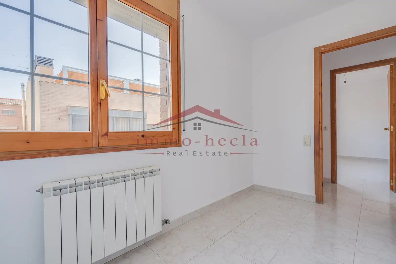 Dormitori de Casa adosada en venda en Vilanova del Camí amb Calefacció, Terrassa i Piscina