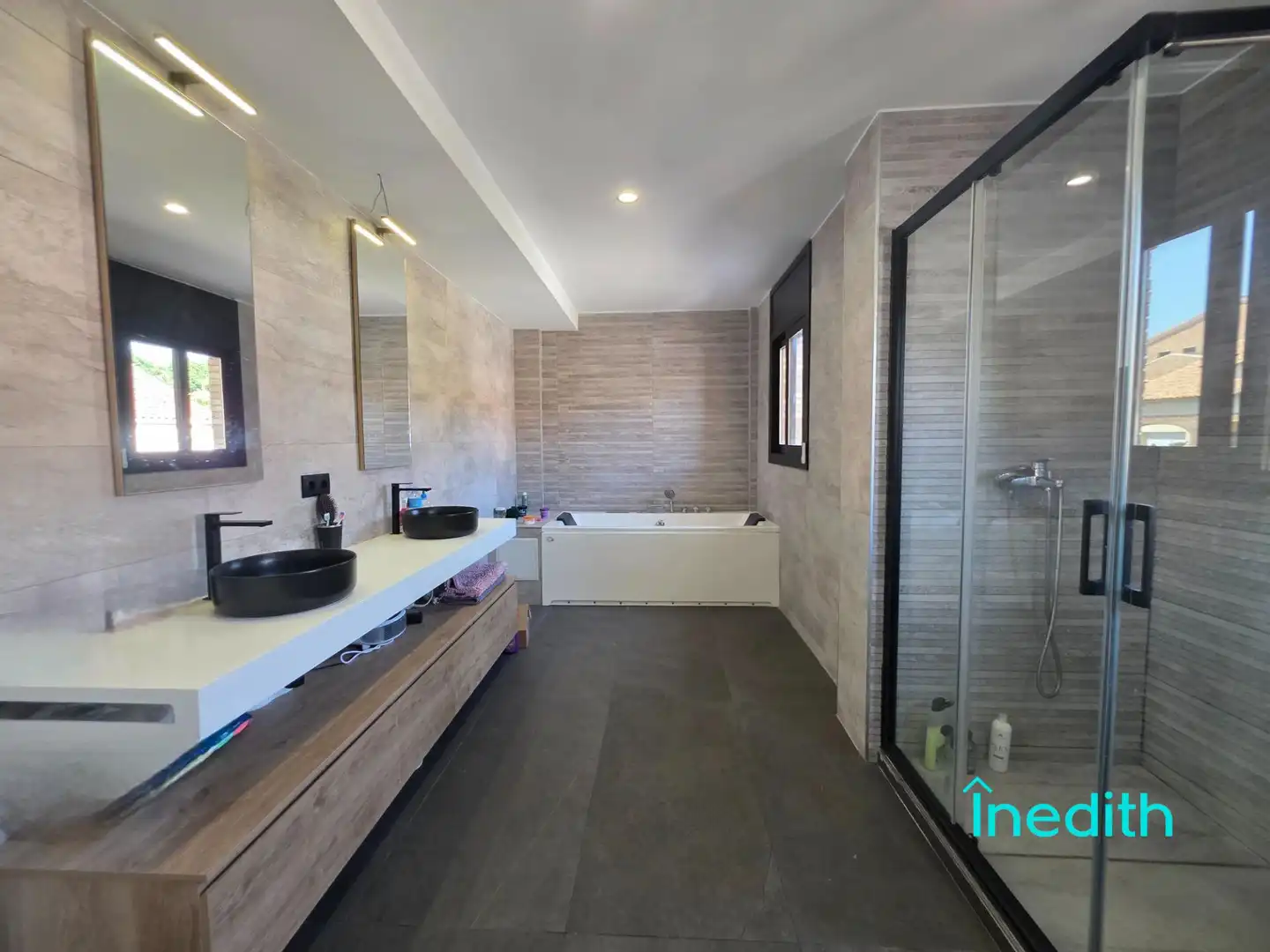Bathroom of Houses for sale in Calafell  with Air Conditioner, Heating and Terrace