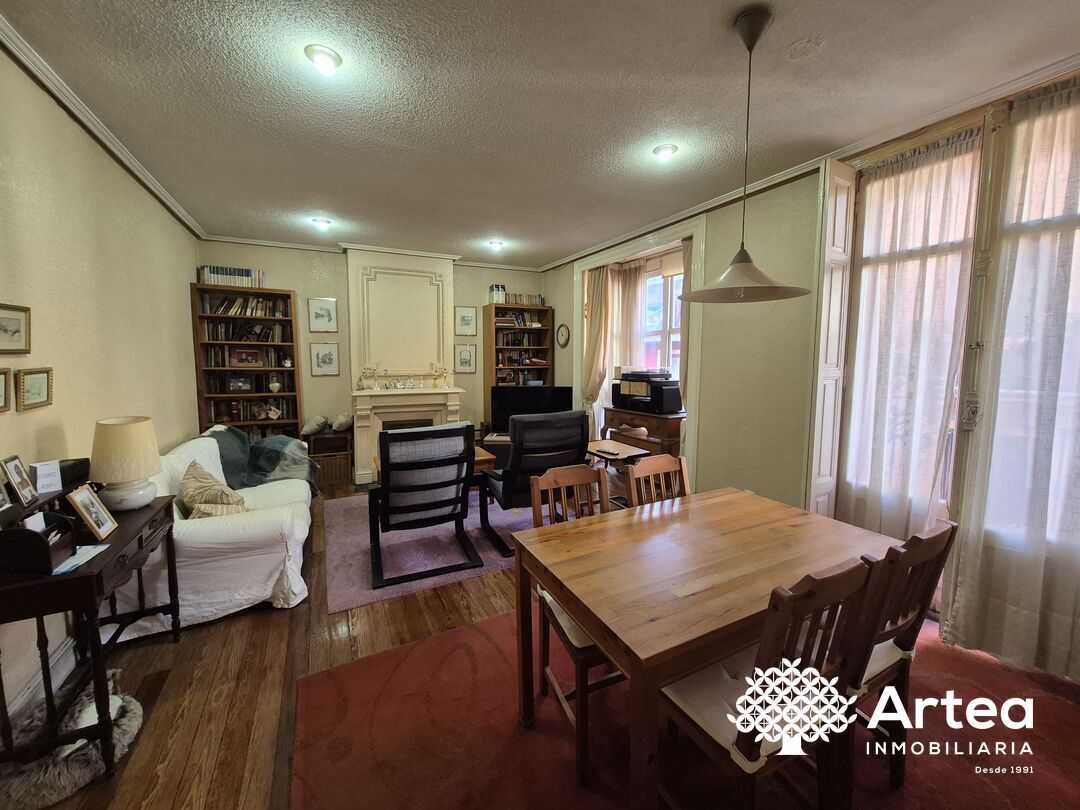 Sala de estar de Piso en venta en Bilbao  con Calefacción y Balcón
