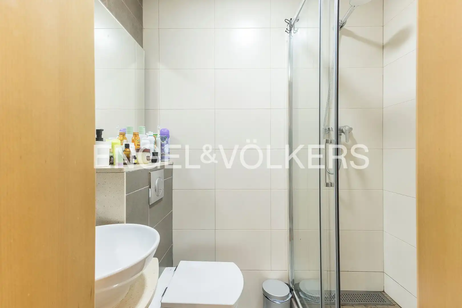 Baño de Piso en venta en Barcelona con Aire acondicionado, Calefacción y Balcón