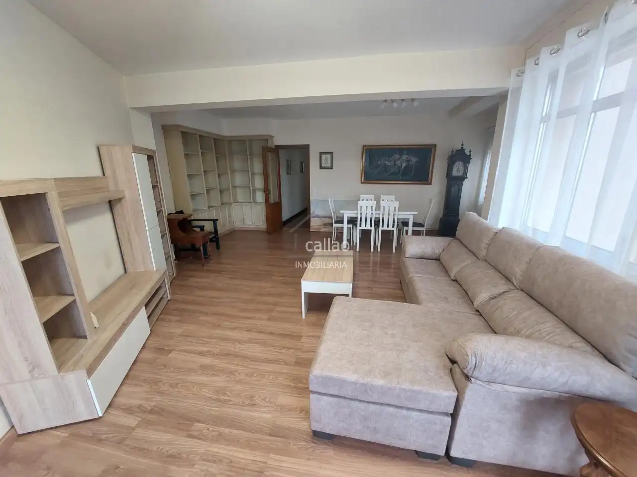 Living room of Flat for rent in Ferrol  with Heating, Furnished and Balcony
