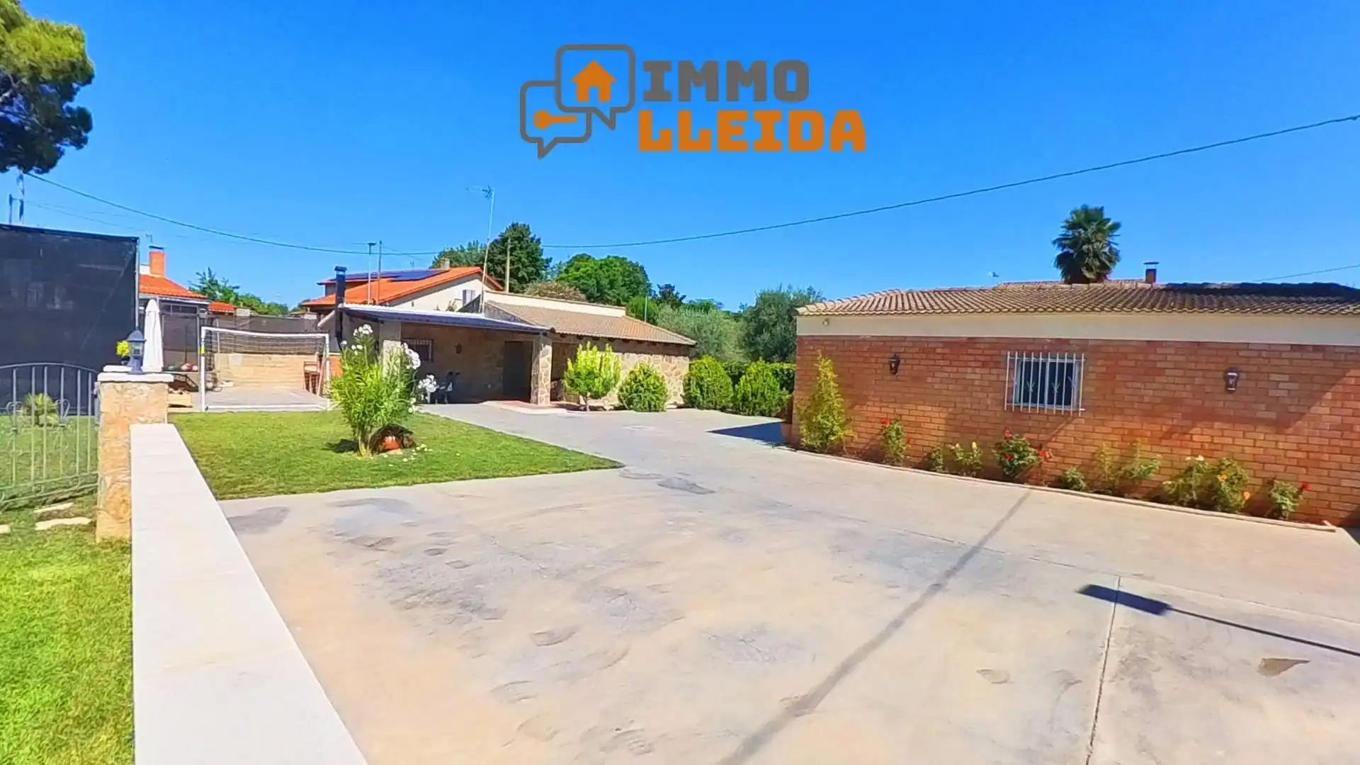 Vista exterior de Casa o chalet en venta en Rosselló con Terraza, Trastero y Piscina