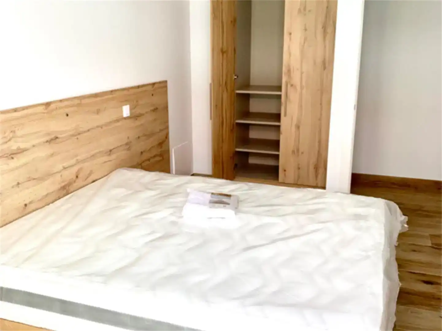 Dormitori de Casa o xalet de lloguer en Arnuero amb Jardí privat, Traster i Moblat