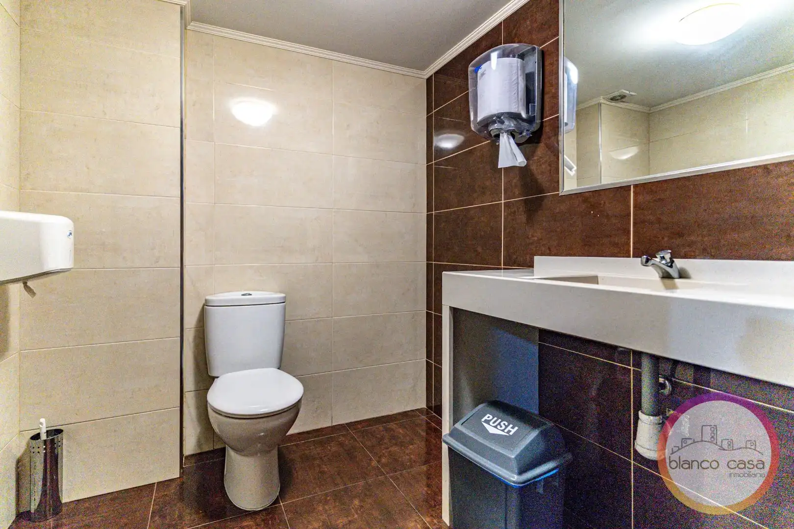Local comercial en venda a Carballo, imagen 15