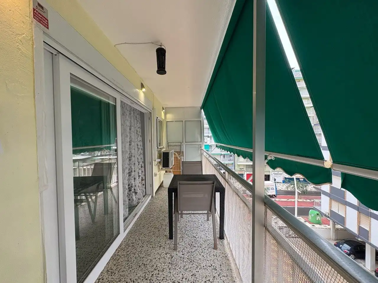 Terrasse von Wohnung zum Verkauf in Cullera mit Klimaanlage, Privatgarten und Terrasse