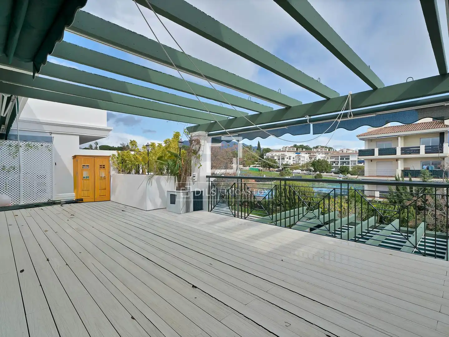 Terrassa de Àtic en venda en Marbella amb Aire condicionat, Calefacció i Jardí privat