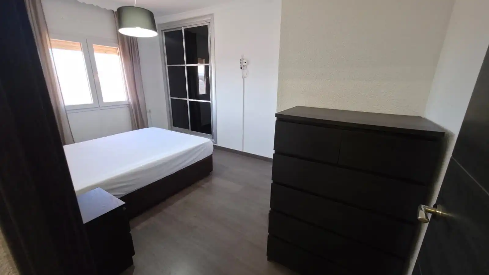 Flat for rent in de La Banqueta, Santa Bárbara - Ciudad Deportiva