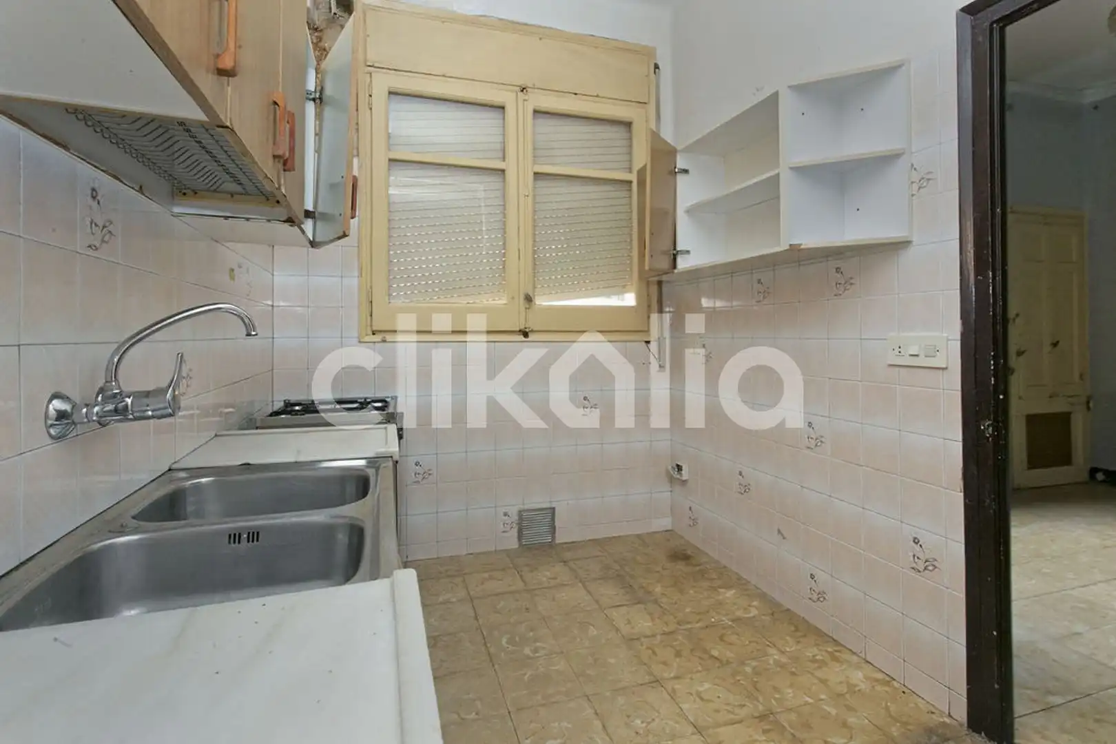 Kitchen of Flat for sale in Manresa  with Heating and Terrace