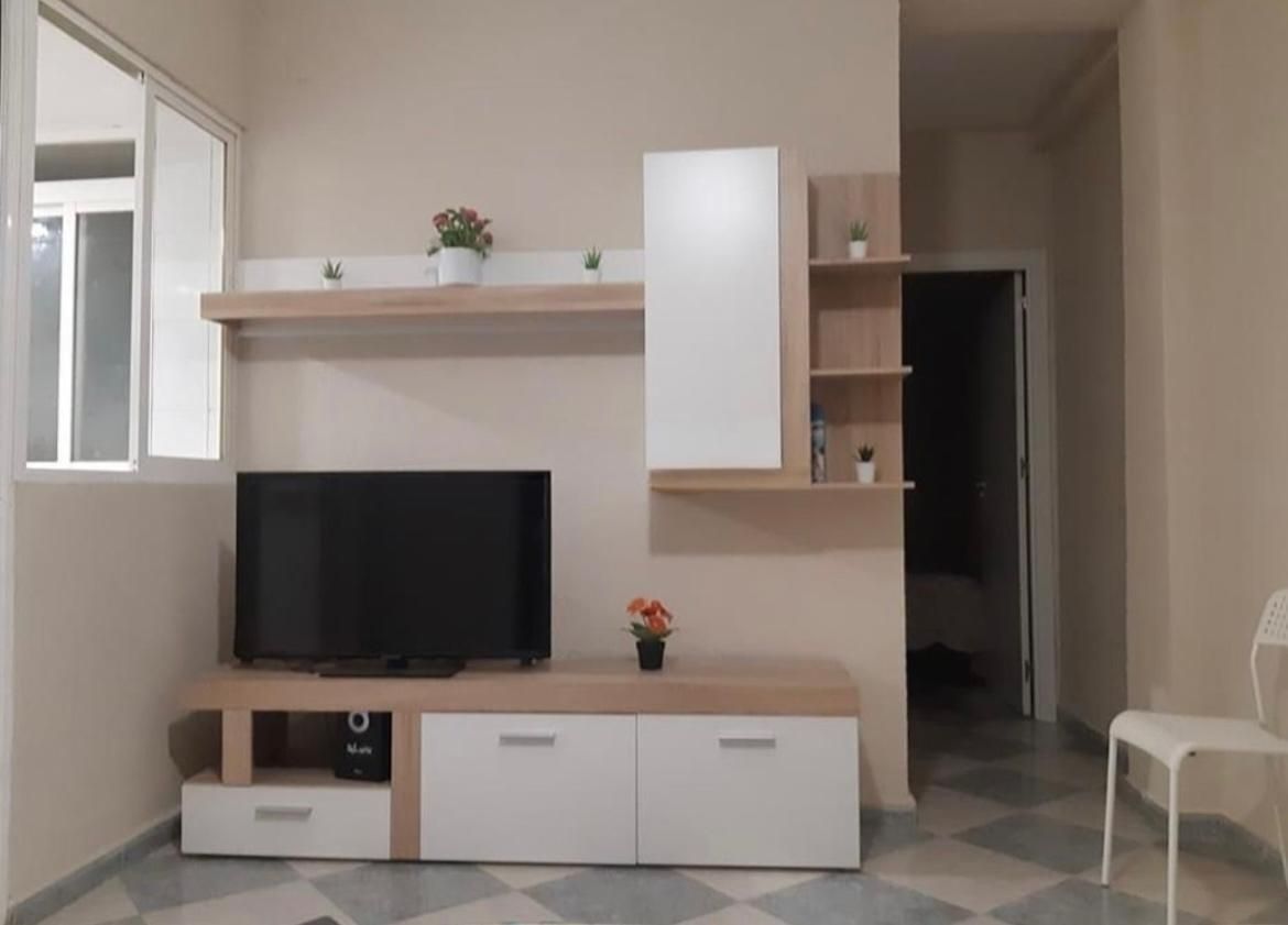 Living room of Flat to rent in  Granada Capital  with Heating