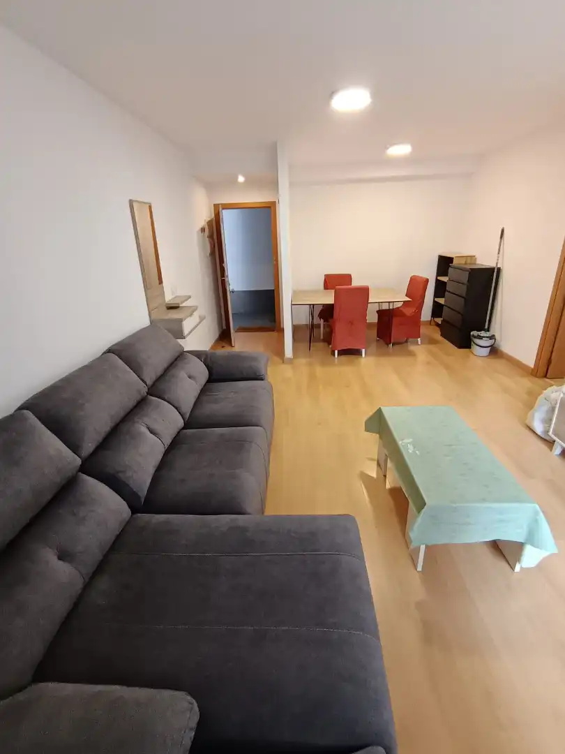 Flat with lift to rent in Calle Alonso de Tenza