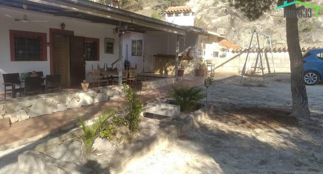 Casa-chalet en Venta en Partida Diseminados en Orxeta