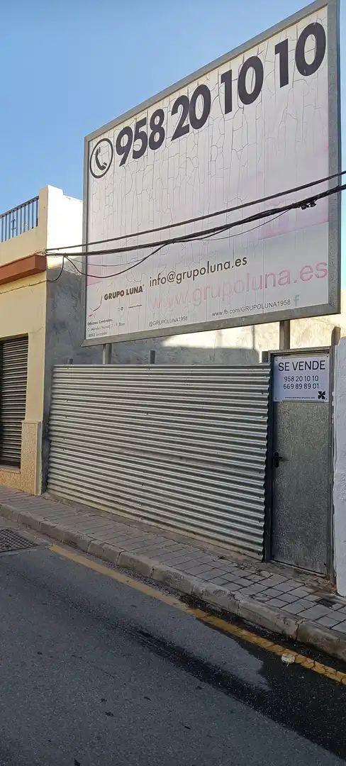 Vista exterior de Residencial en venda en Motril