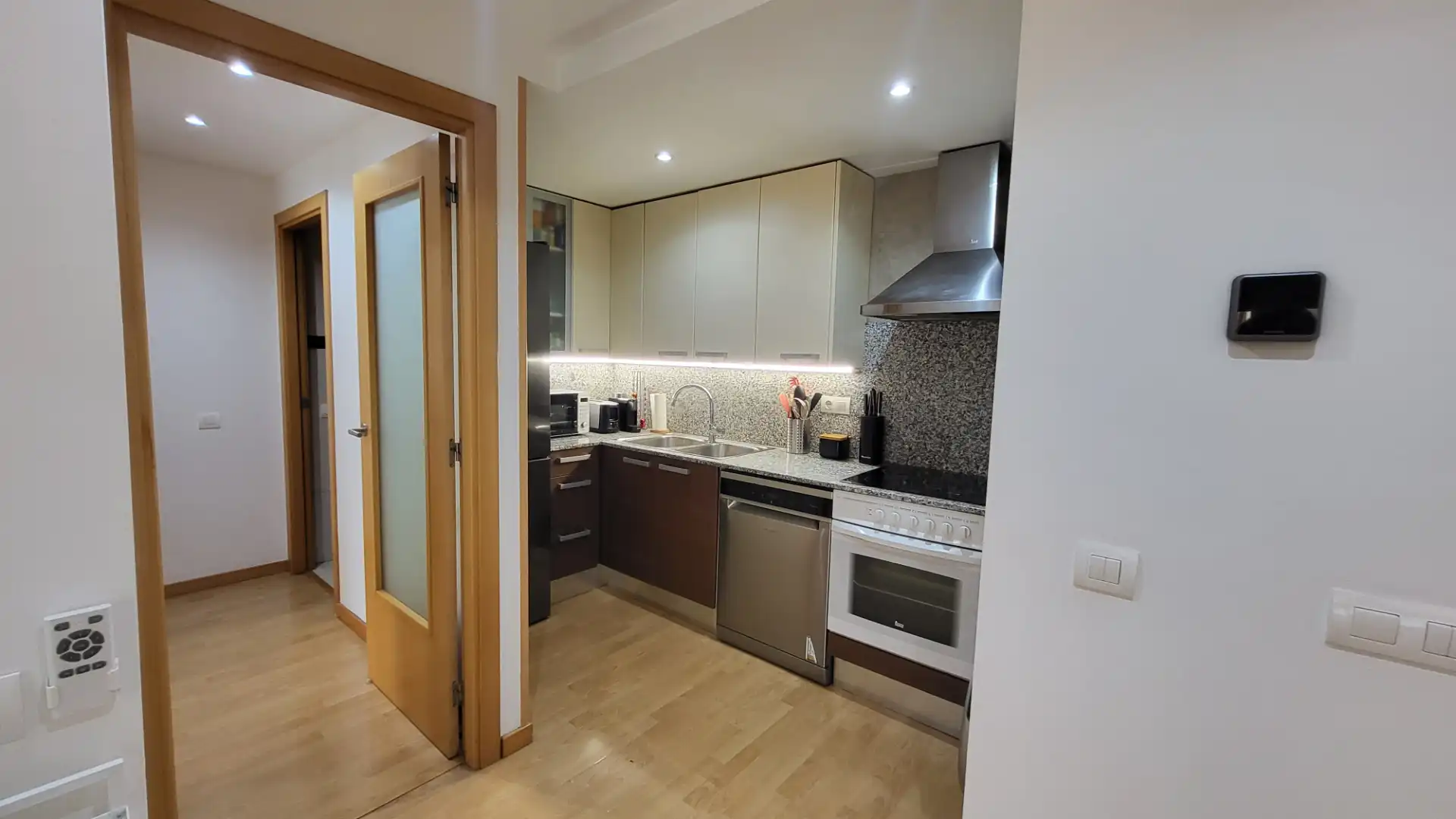 Cocina de Piso en venta en Cerdanyola del Vallès con Aire acondicionado, Calefacción y Parquet