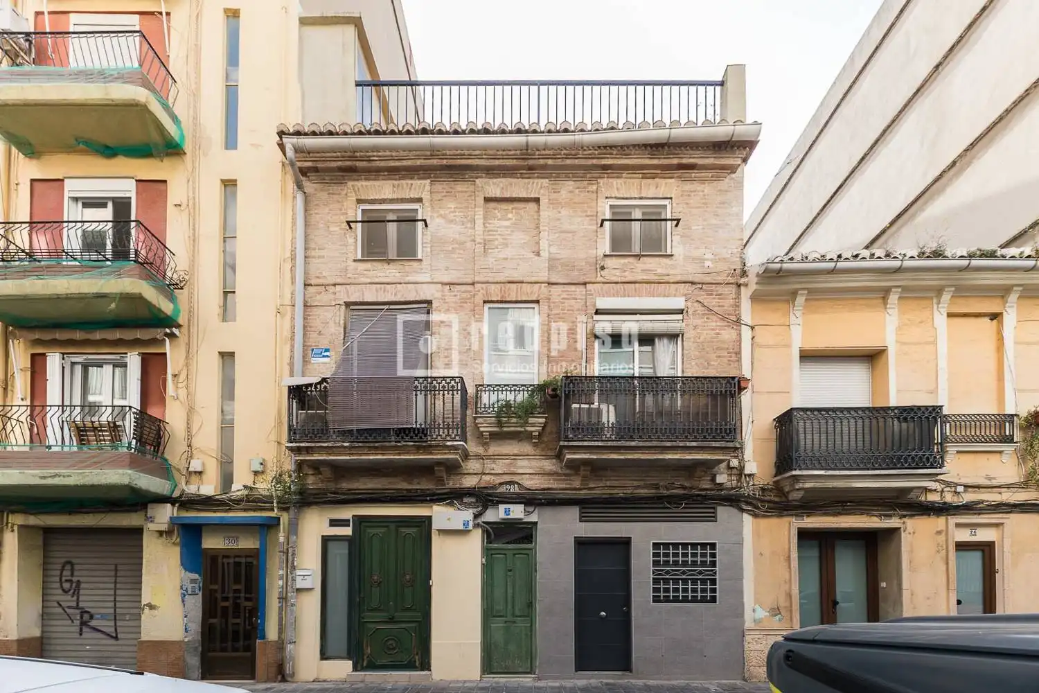 Vista exterior de Pis en venda en Valencia amb Terrassa