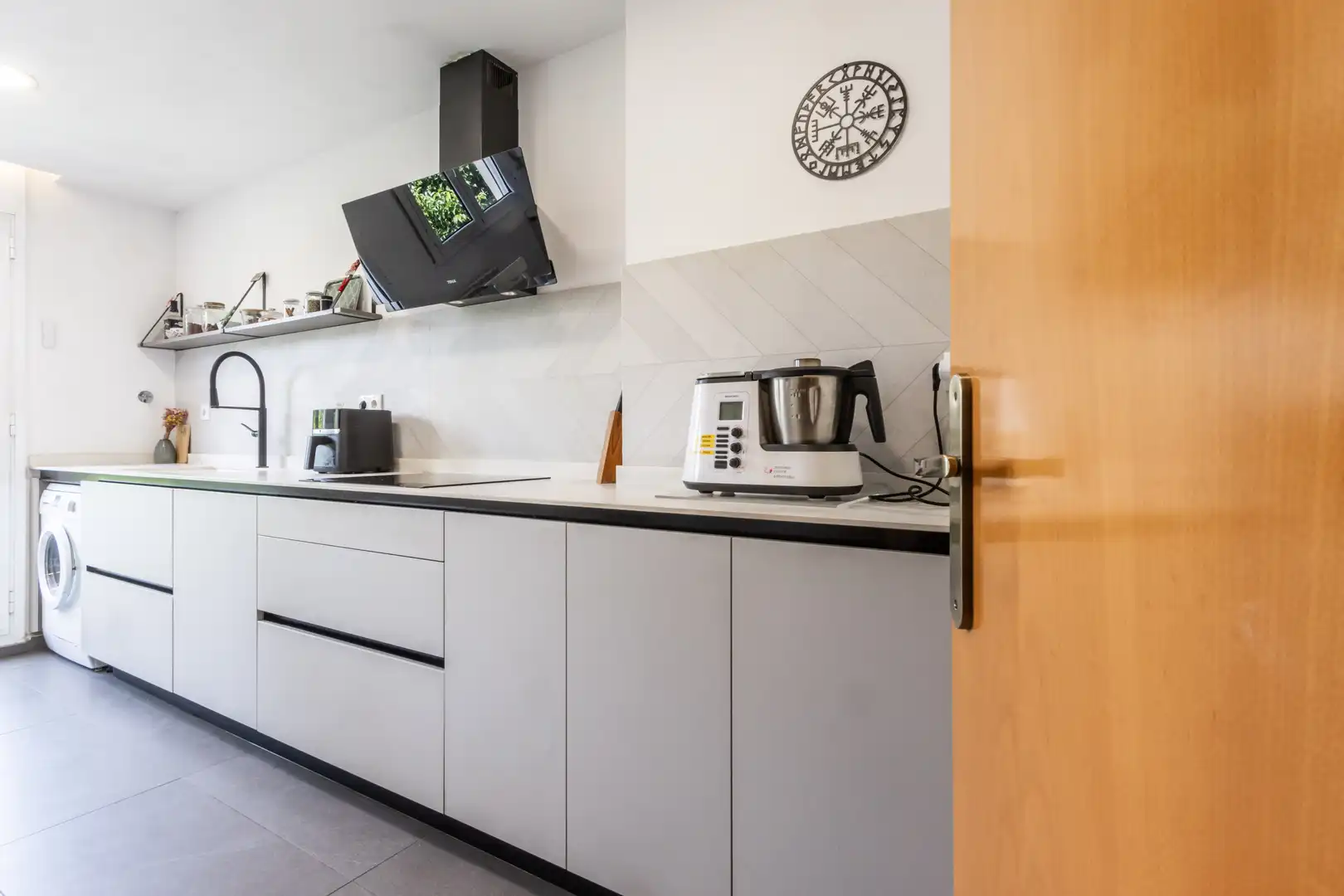 Cocina de Casa adosada en venta en Lliçà d'Amunt con Aire acondicionado y Calefacción