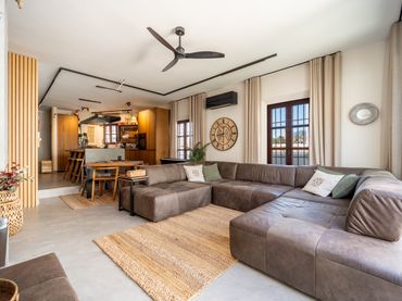 Reihenhaus mit Balkon zum Verkauf in Milla de Oro