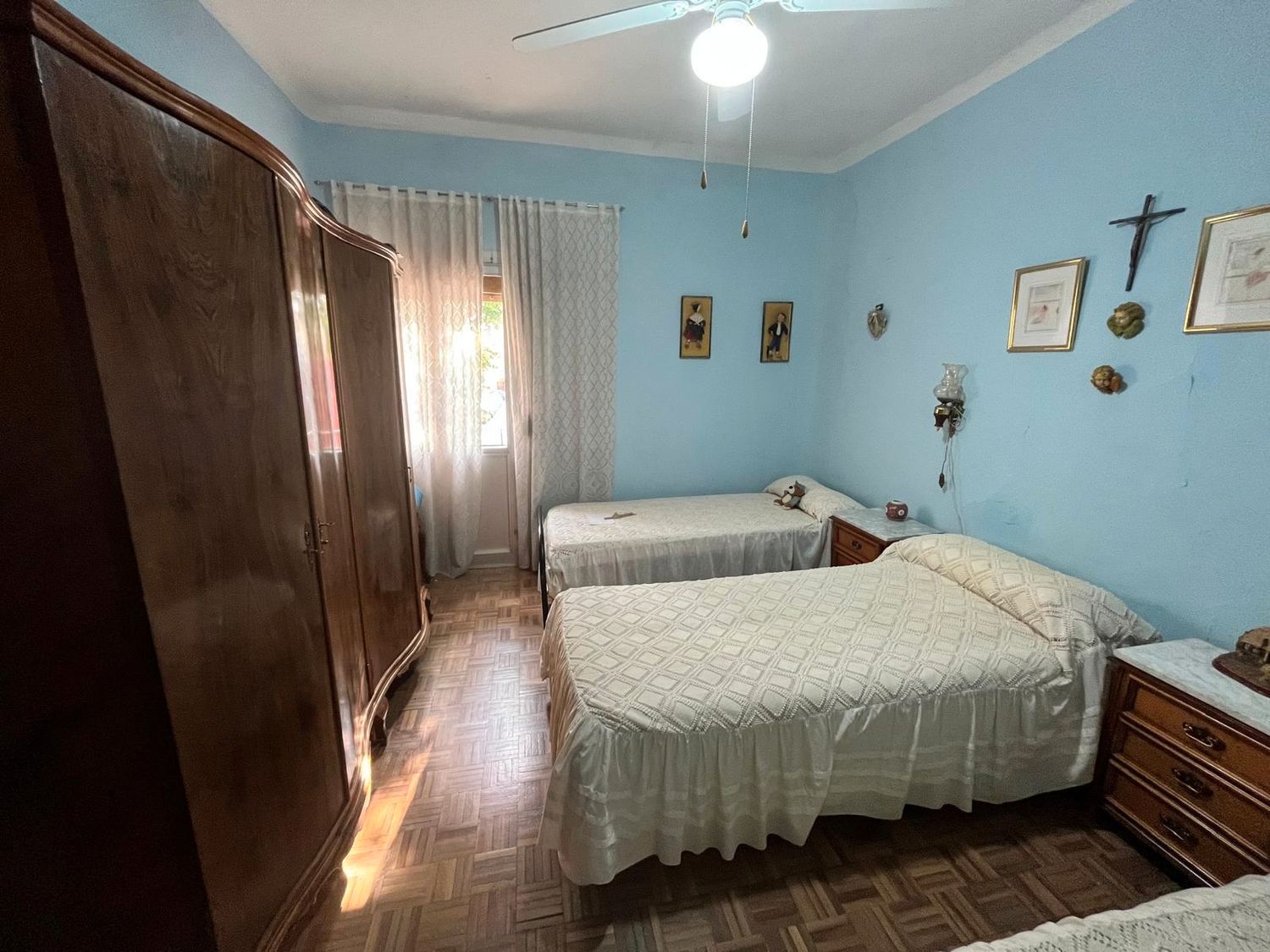 Dormitori de Casa o xalet en venda en Ciudad Real Capital amb Aire condicionat, Calefacció i Terrassa