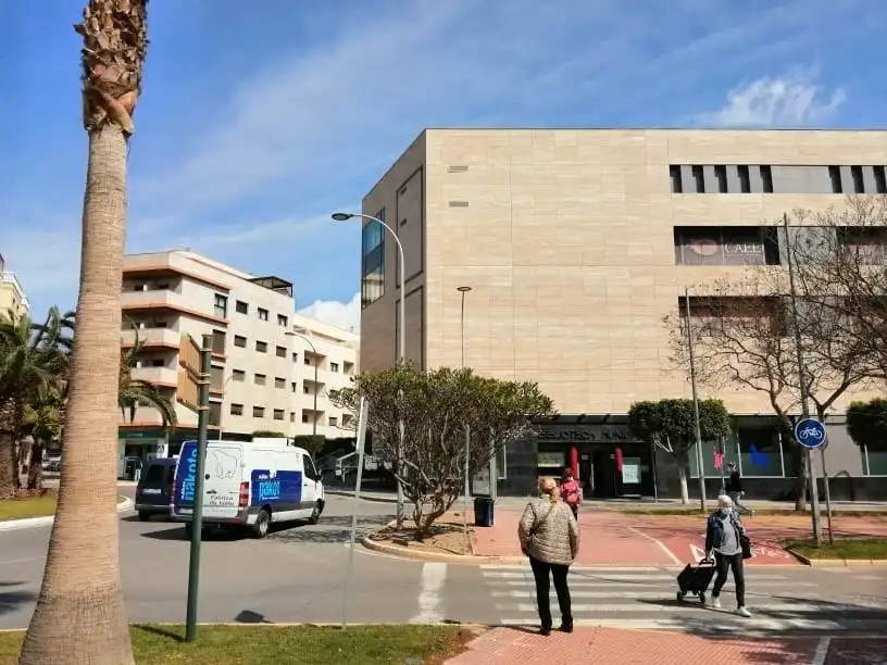 Bureau avec ascenseur à louer à El Ejido Ciudad, imagen 3