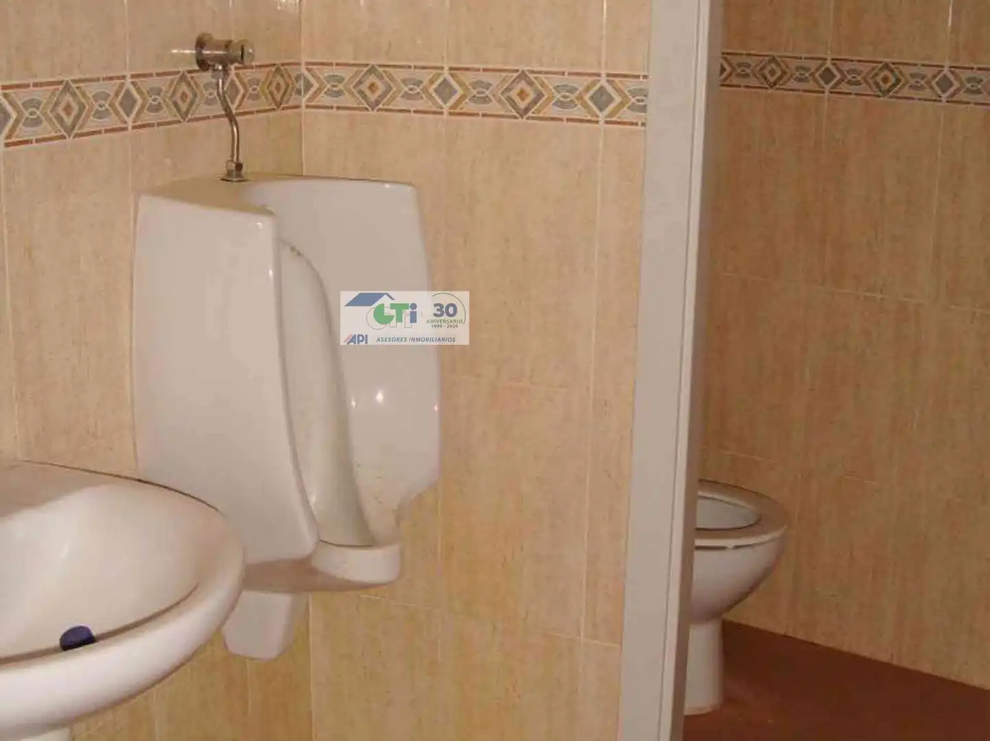 Baño de Nave industrial en venta en Nájera