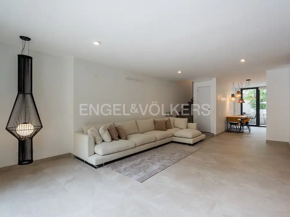 Living room of Houses for rent in Valencia  with Air Conditioner, Heating and Private garden