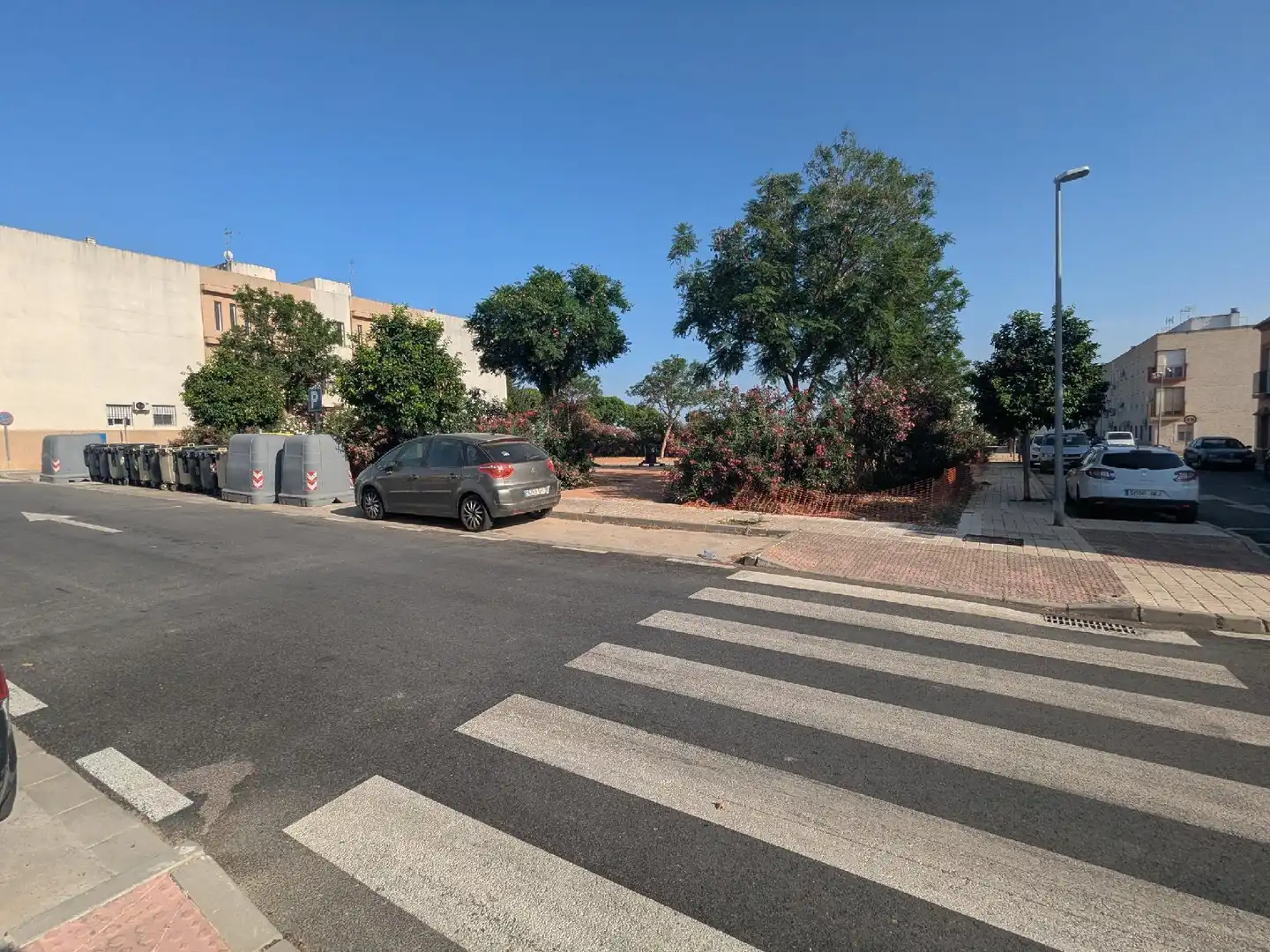 Casa aparellada amb jardí en venda a Cantillana, imagen 12