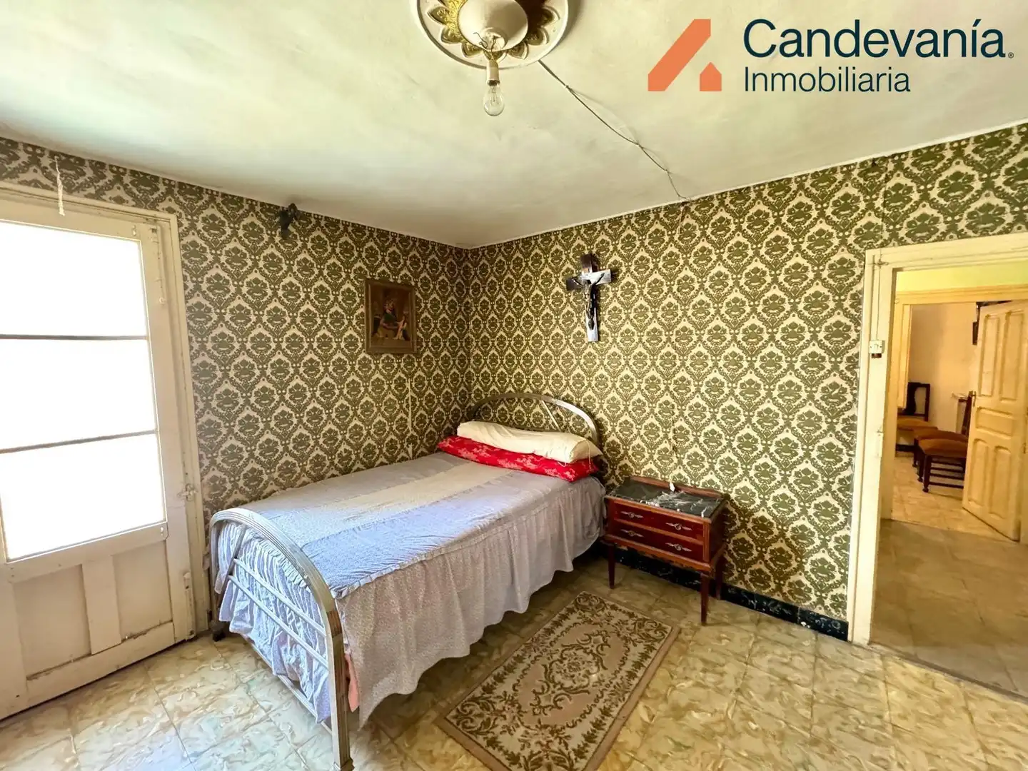 Schlafzimmer von Country house zum Verkauf in San Mateo de Gállego mit Heizung und Privatgarten
