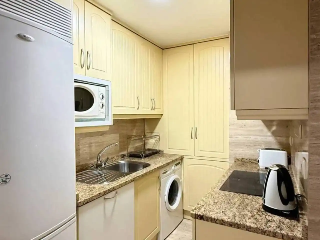 Flat for rent in Goya