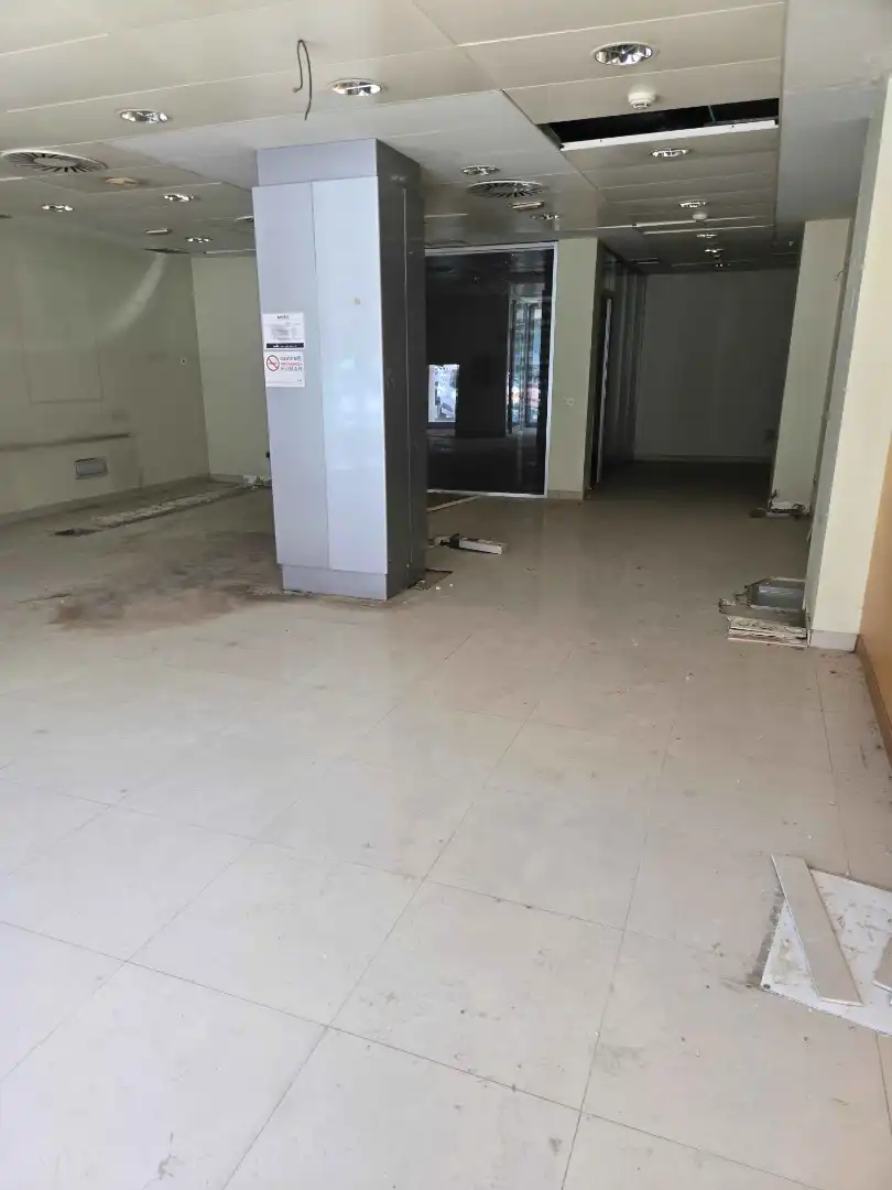 Local en venta en Coslada con Aire acondicionado