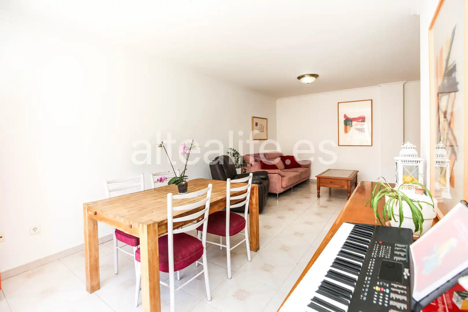 Sala de estar de Apartamento en venta en Polop con Aire acondicionado y Balcón