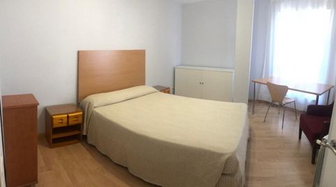 Foto 3 de Piso de alquiler en Castilla - Hermida, Santander