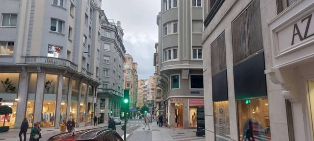 Local comercial en Alquiler en Centro - Ayuntamiento