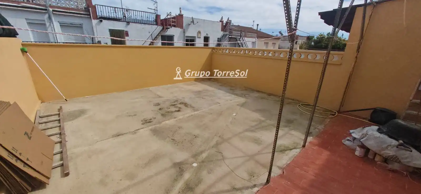 Casa adosada en venda a Verge de Montserrat, Albinyana