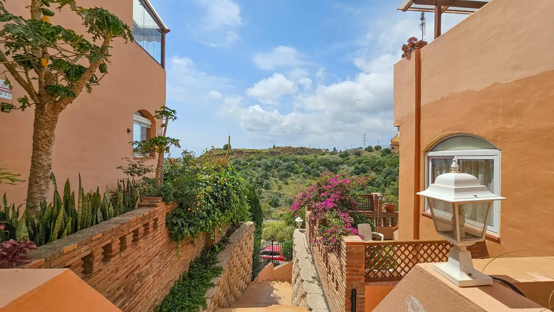 Vista exterior de Apartament en venda en Mijas amb Aire condicionat, Calefacció i Terrassa
