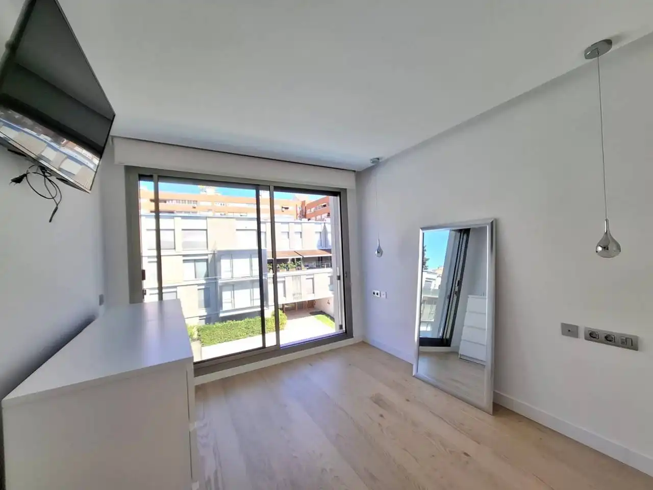 Habitación de Piso de alquiler en Madrid con Aire acondicionado, Calefacción y Parquet