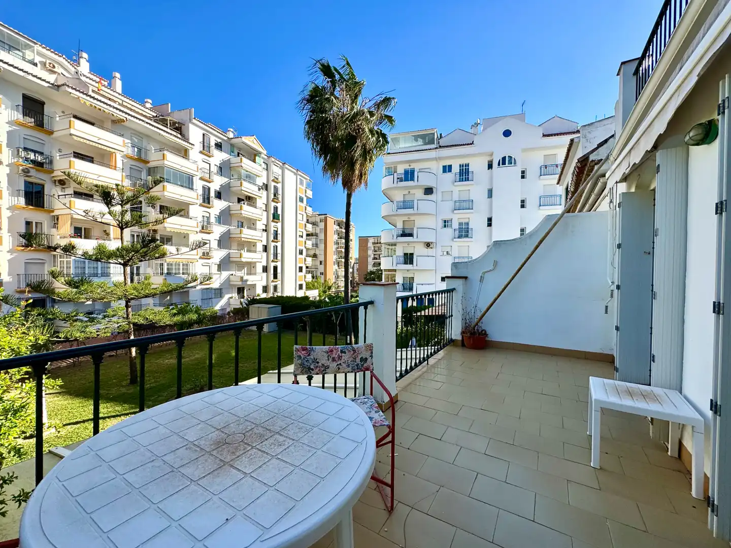 Terrace of Detached homes for sale in Fuengirola  with Air Conditioner, Heating and Private garden