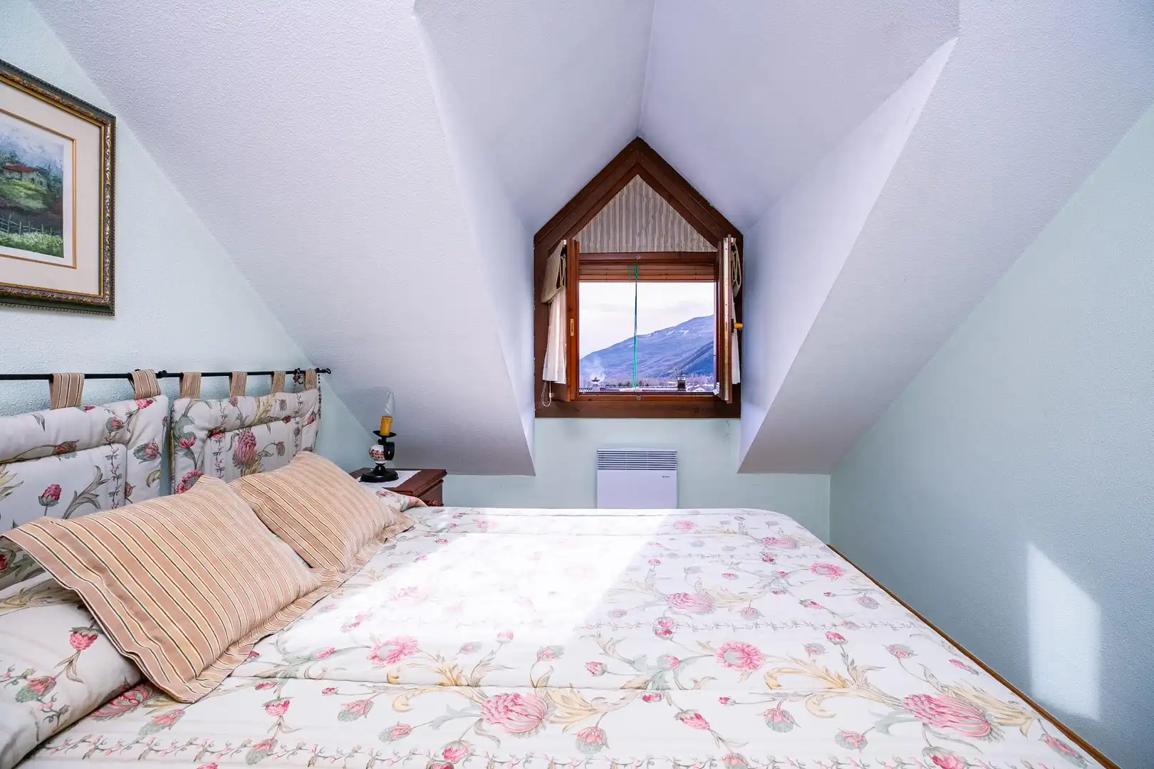 Habitación de Dúplex en venta en Biescas con Calefacción, Trastero y Amueblado