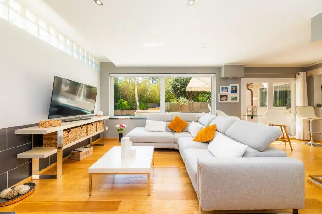 Living room of Houses for sale in Pollença  with Air Conditioner, Heating and Private garden