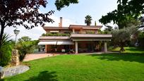 Garden of House or chalet for sale in Boadilla del Monte  with Air Conditioner, Terrace and Swimming Pool