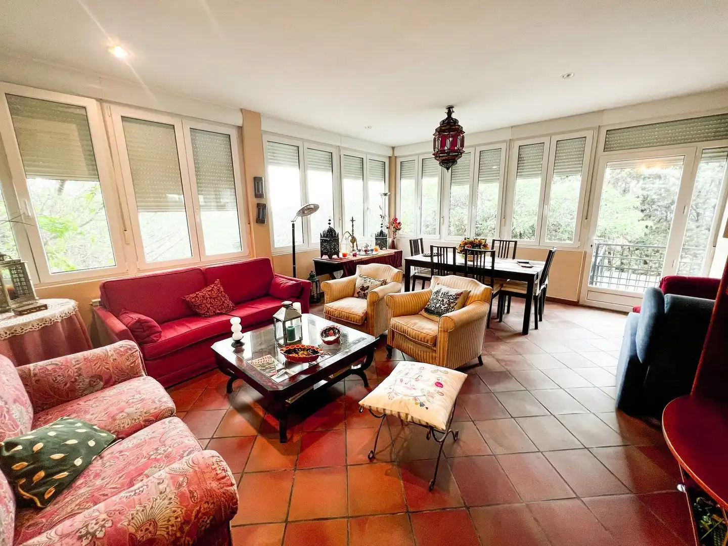 Sala d'estar de Casa o xalet en venda en La Cabrera amb Jardí privat, Terrassa i Traster
